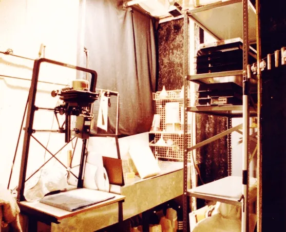 暗室の水道工事