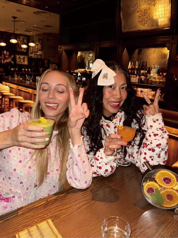 L.A. から来ていたハーレィーがお祝いしようかと
モクテルで乾杯